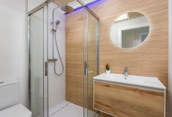 Nowa konstrukcja - Bungalow dolny -
Torrevieja