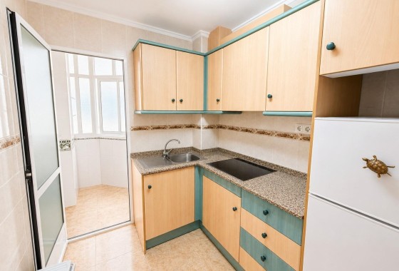 Herverkoop - Appartement / Flat -
Torrevieja - Estacion de autobuses