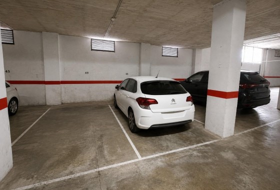 Herverkoop - Appartement / Flat -
Torrevieja - Estacion de autobuses