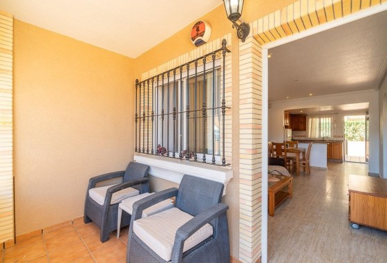 Herverkoop - Appartement / Flat -
Orihuela Costa - Los Almendros-La Florida