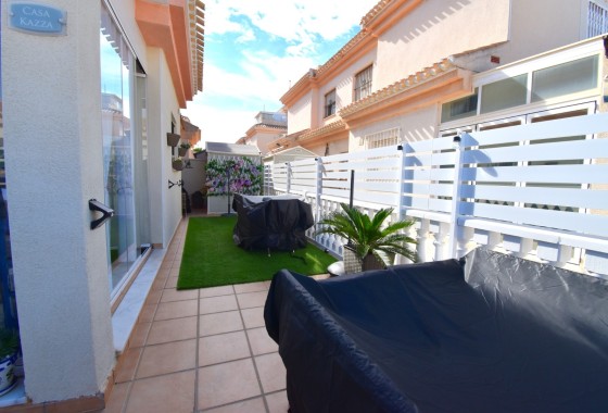 Herverkoop - Halfvrijstaande villa -
Orihuela Costa - Playa Flamenca