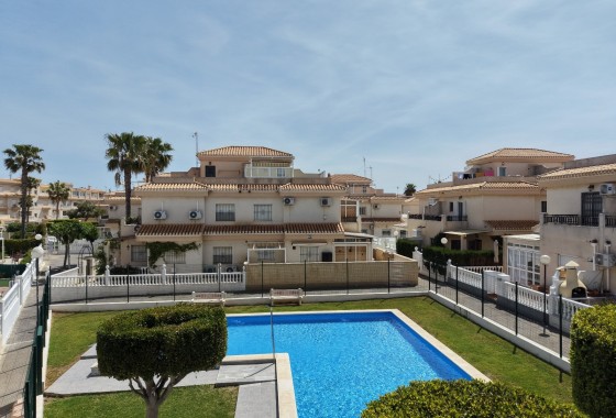 Herverkoop - Halfvrijstaande villa -
Orihuela Costa - Playa Flamenca