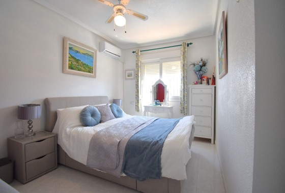 Herverkoop - Halfvrijstaande villa -
Orihuela Costa - Playa Flamenca
