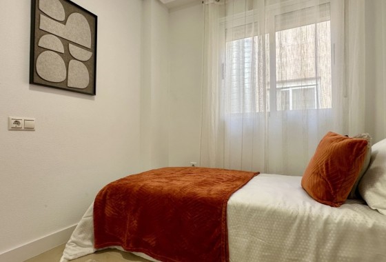 Revente - Appartement -
Torrevieja