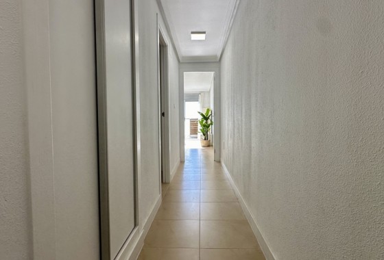 Revente - Appartement -
Torrevieja