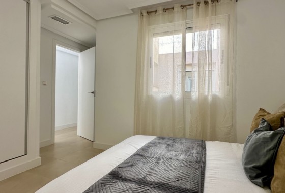 Revente - Appartement -
Torrevieja