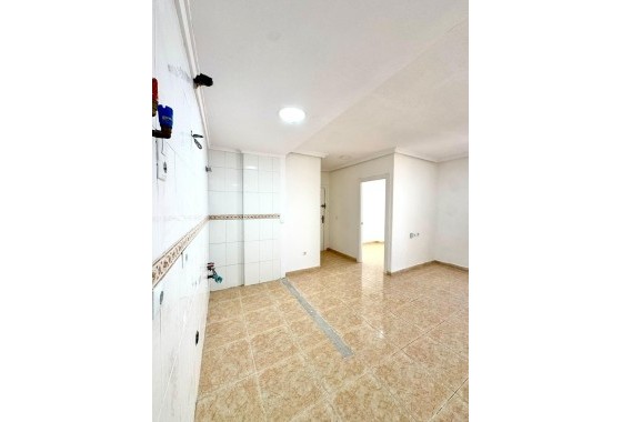 Venta - Apartamento / Piso -
Torrevieja - Center