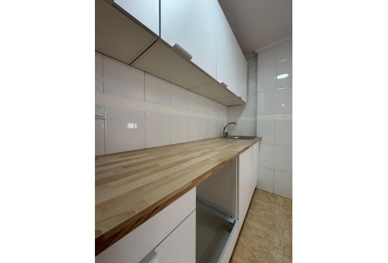 Venta - Apartamento / Piso -
Torrevieja - Center