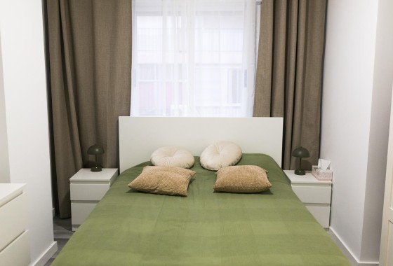 Venta - Apartamento / Piso -
Torrevieja - Center