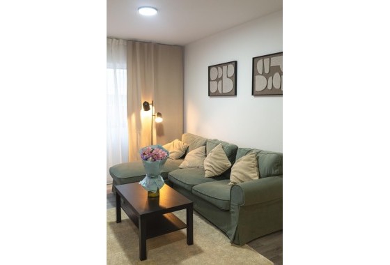 Venta - Apartamento / Piso -
Torrevieja - Center