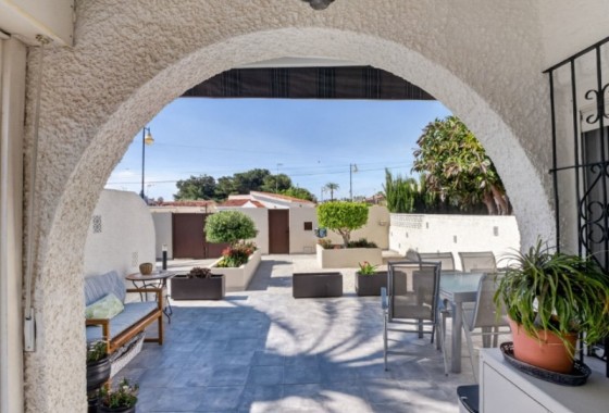 Revente - Villa Individuelle -
Torrevieja - Costa Blanca