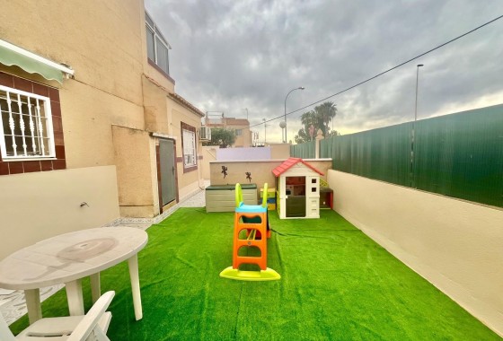 Herverkoop - Appartement / Flat -
Torrevieja - Paraje natural