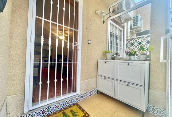 Herverkoop - Appartement / Flat -
Torrevieja - Paraje natural