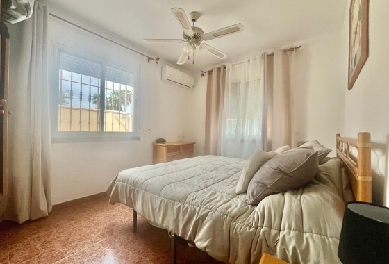 Herverkoop - Appartement / Flat -
Torrevieja - Paraje natural