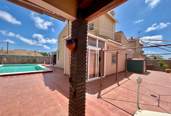 Herverkoop - Vrijstaande Villa -
Torrevieja - San Luis