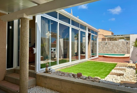 Herverkoop - Vrijstaande Villa -
Torrevieja - San Luis