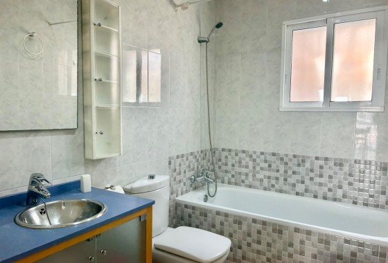 Herverkoop - Vrijstaande Villa -
Torrevieja - San Luis