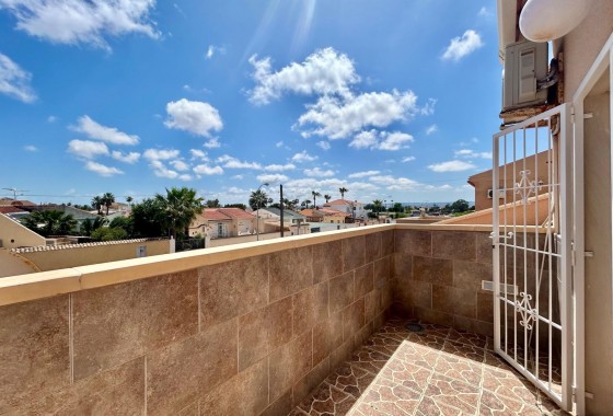 Herverkoop - Vrijstaande Villa -
Torrevieja - San Luis