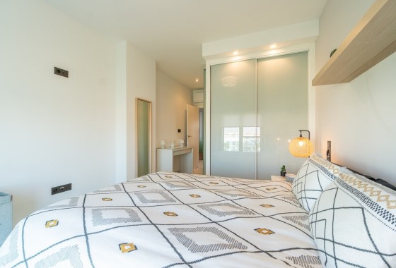 Revente - Appartement -
El Raso