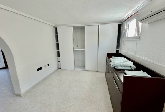 Revente - Villa Individuelle -
Ciudad Quesada - Rojales - Urbanizaciones