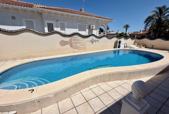 Revente - Villa Individuelle -
Ciudad Quesada - Rojales - Urbanizaciones