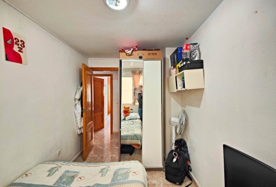 Resale - Wohnung / Appartement -
Torrevieja - Costa Blanca