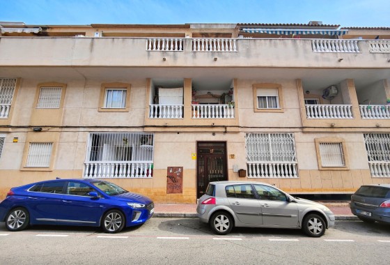 Resale - Wohnung / Appartement -
Torrevieja - Costa Blanca