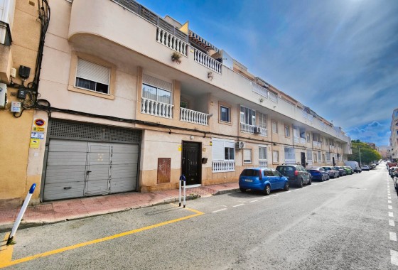 Resale - Wohnung / Appartement -
Torrevieja - Costa Blanca