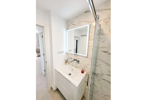 Sprzedaż - Apartament / Mieszkanie -
San Miguel de Salinas - Costa Blanca