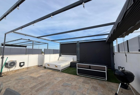 Venta - Apartamento / Piso -
Pilar de la Horadada