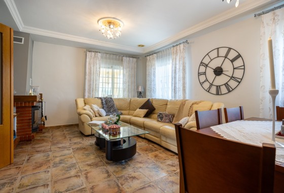 Sale - Detached Villa -
Elche - La Hoya