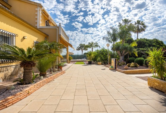 Sale - Detached Villa -
Elche - La Hoya