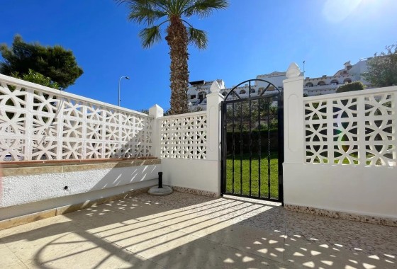 Sprzedaż - Apartament / Mieszkanie -
Torrevieja - La Mata