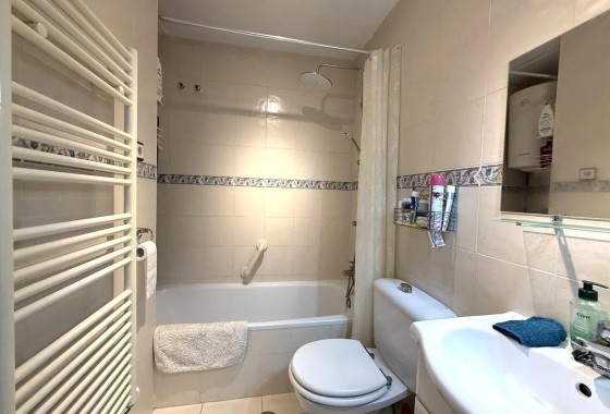 Sprzedaż - Apartament / Mieszkanie -
Torrevieja - La Mata