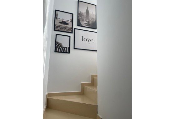 Sprzedaż - Apartament / Mieszkanie -
Orihuela Costa - Las Filipinas