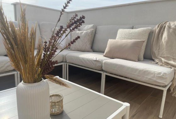 Sprzedaż - Apartament / Mieszkanie -
Orihuela Costa - Las Filipinas
