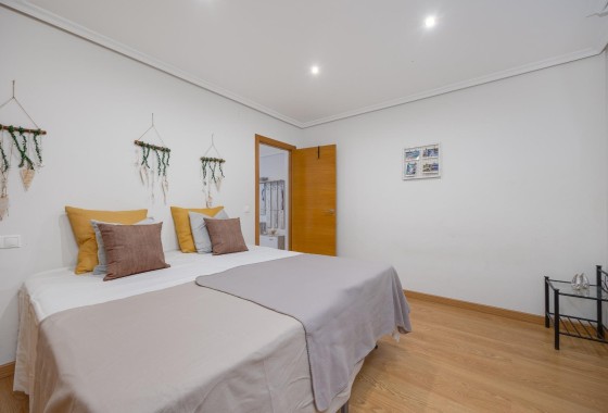 Herverkoop - Appartement / Flat -
Torrevieja - Center