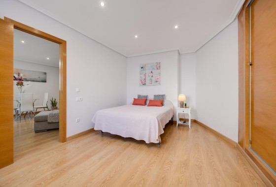 Herverkoop - Appartement / Flat -
Torrevieja - Center