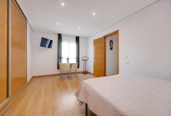 Herverkoop - Appartement / Flat -
Torrevieja - Center