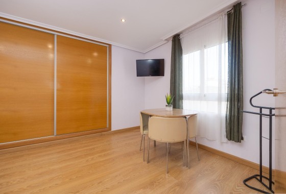Herverkoop - Appartement / Flat -
Torrevieja - Center