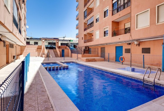 Herverkoop - Appartement / Flat -
Torrevieja - Center