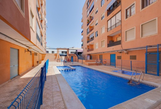 Herverkoop - Appartement / Flat -
Torrevieja - Center