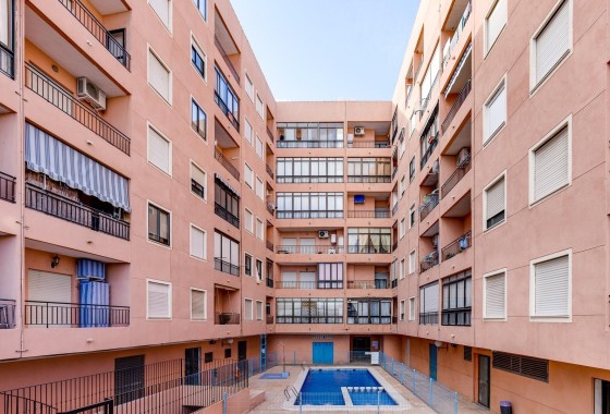Herverkoop - Appartement / Flat -
Torrevieja - Center