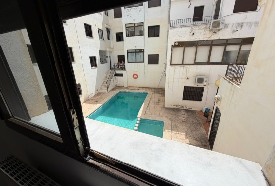 Herverkoop - Appartement / Flat -
San Miguel de Salinas - Inland