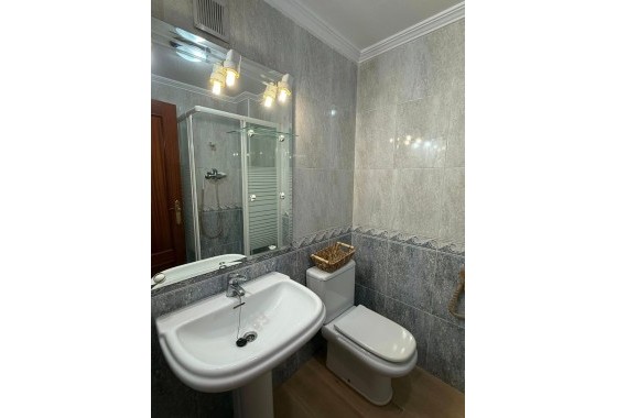 Herverkoop - Appartement / Flat -
San Miguel de Salinas - Inland