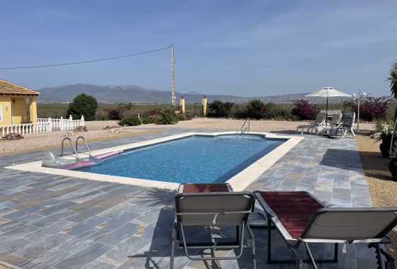 Herverkoop - Vrijstaande Villa -
Alhama de Murcia - Inland
