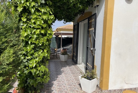 Herverkoop - Vrijstaande Villa -
Mazarron - Inland