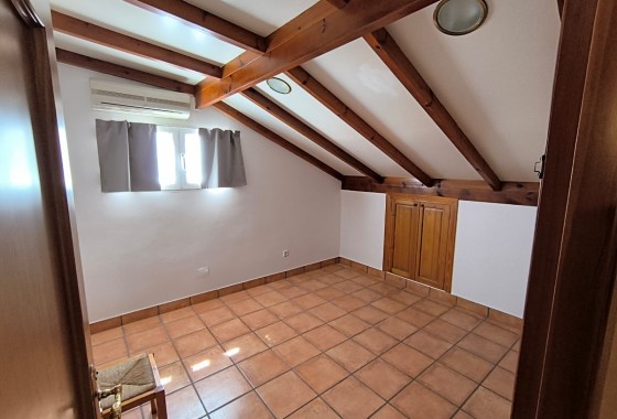Resale - Detached Villa -
Yecla - Inland