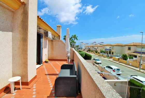 Revente - Maison de ville -
Villamartín - PAU 8