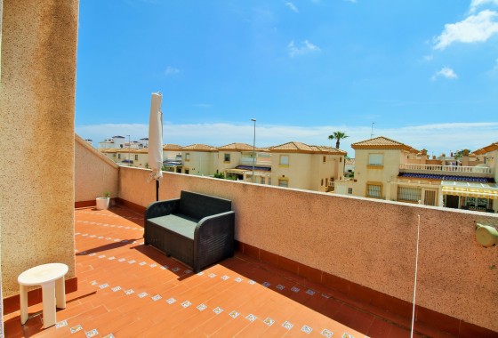 Revente - Maison de ville -
Villamartín - PAU 8